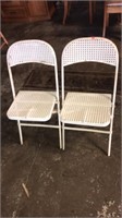 2 metal vintage folding chairs