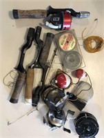 Lot Old Vintage Fishing Reels