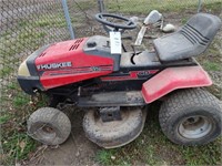 Huskee 12hp Lawn Tractor