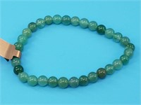 Green stone stretch bracelet         (N 105)