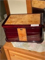 Swing-Out Jewelry Box and Contents