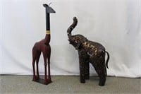 Elephant and Giraffe statue décor