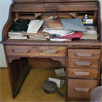 Oak roll top desk 3.x41.5x45