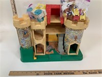 Fisher Price Play Family Castle w/ Figures