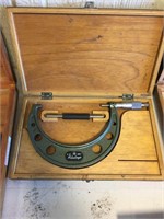 MITUTOYO 5 - 6" MICROMETER