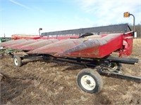 International 1064 6 Row Corn Head