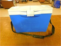 Rubbermaid Slim Cooler (19x6x14)