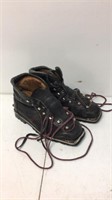 Galibeir cross country snap in ski boots size 9