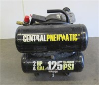 Central Pneumatic 2HP 4 Gal. 125 PSI Air
