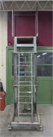 Work Platform w/Hydraulic Lift