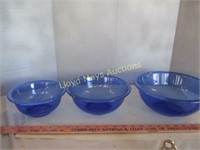 3pc Blue Glass Pyrex Mixing Bowls