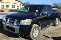 2005 Nissan Titan XE 4x4