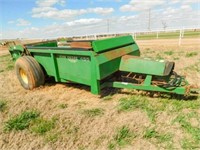 John Deere 455 manure spreader,