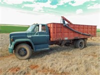 1973 GMC 6000 2-ton truck,