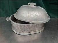 Vintage serving pan
