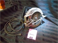 Black & Decker 7-1/4" Corded Electric Circular Saw