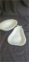 Pear dish and other dish