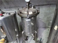 Stainless Pressure Vessel with Safety Valve