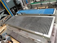 S/S Platform with Plastic Mat 2475 x 805