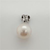 18K WHITE GOLD SOUTH SEA PEARL AND DIAMOND