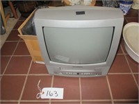 SYLVANIA BOX TV W/ BUILT IN VHS PLAYER