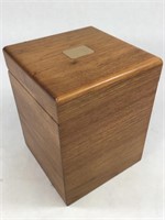 VTG Wood Cigar Humidor w/Wood Lining