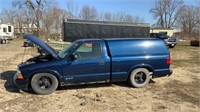 2000 Chevy S-10 154,825 miles 4cyl 5 speed
