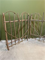 2 pc Willow Heart Fence / Headboards