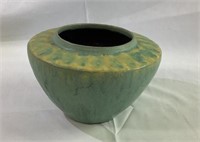 Vantage signed pottery vase
