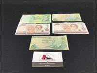 Five Pieces World Currency