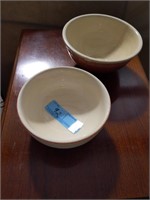 2 vintage bowls Note: 1 cracked as seen in pic