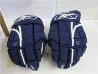 Hockey Gloves by RBIC