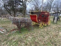 Horseshoe Stagecoach w/ 2 Horses