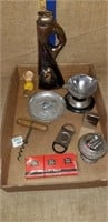 GROUP OF ASHTRAYS & SMOKING RELATED ITEMS