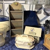 Lot of Misc Kitchen items