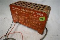 Automatic batttery charger - Chieftain