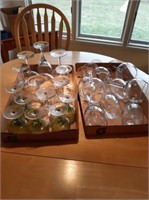 2 Flats Stemware & Wine Glasses
