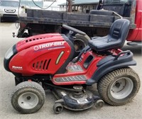 TROY BUILT RIDING MOWER HORSE V-TWIN POWER