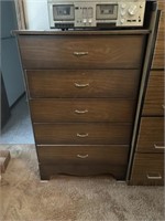Vintage chest of 5 drawers