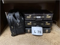 Leather briefcase 3 +/-, 1 Rolling computer bag