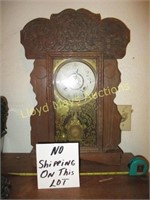 New Haven Antique Eastlakes Style Mantle Clock