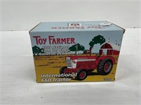 Toy Farmer 660 Tractor