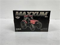 IH Maxxum MX135 Tractor