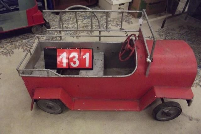 Online Auction of VIntage Advertising Signs and Toys 4/23