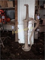 Antique Cast Iron pump Base with Handle
