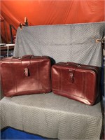 Holiday Suitcases  (at#10a)