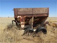 Tyler Fertilizer Tandem Axle Spreader