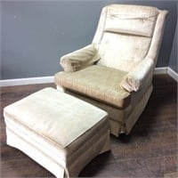 VELVET LOUNGE CHAIR WITH FOOT STOOL
