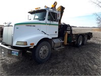 1989 Western star tandem boom/picker truck.