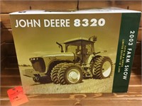 John Deere 8320 '03 farm show 1/16 NIB